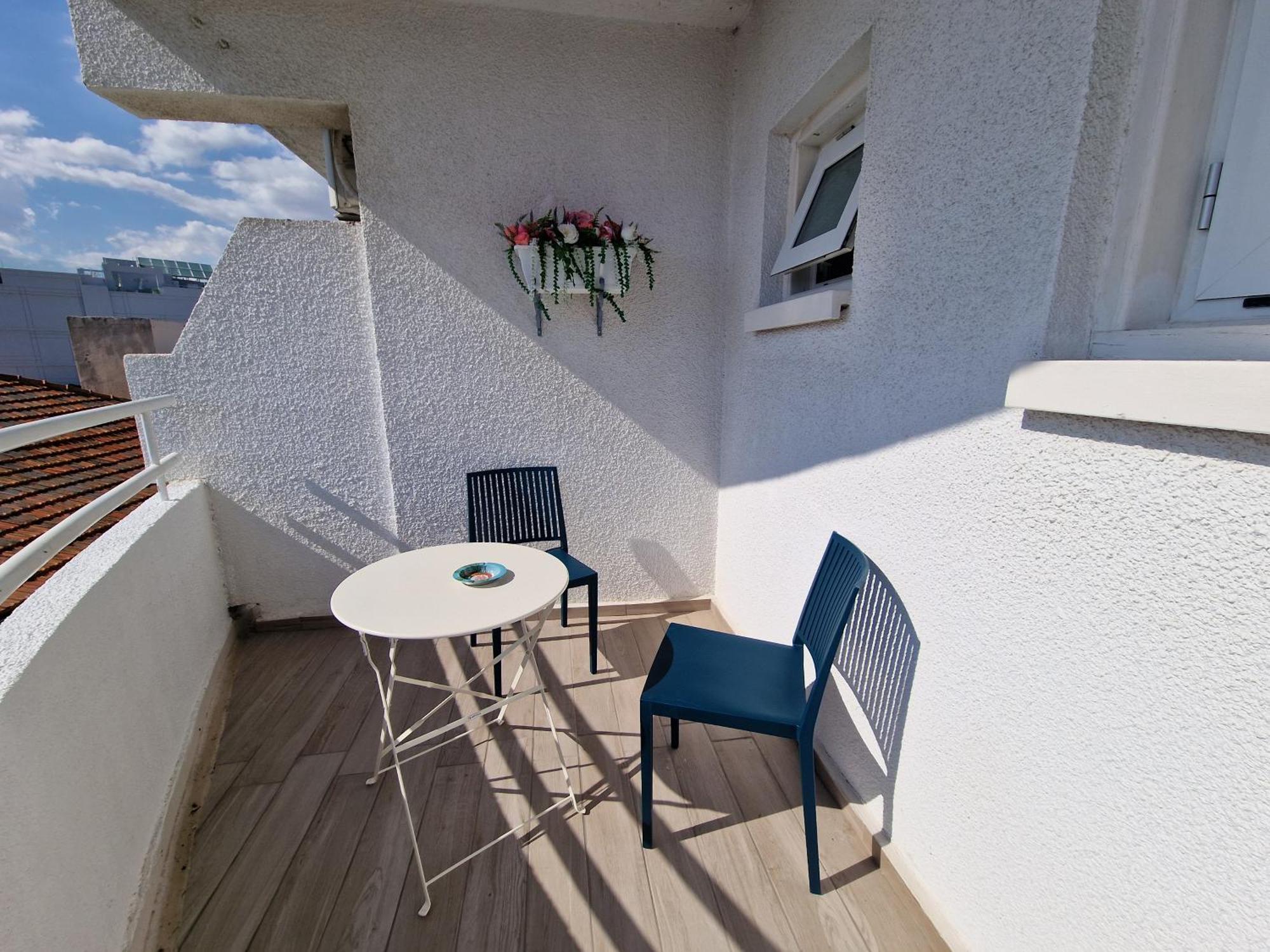 Kitieos Central Apts 100M From Finikoudes Beach Larnaka Exterior foto