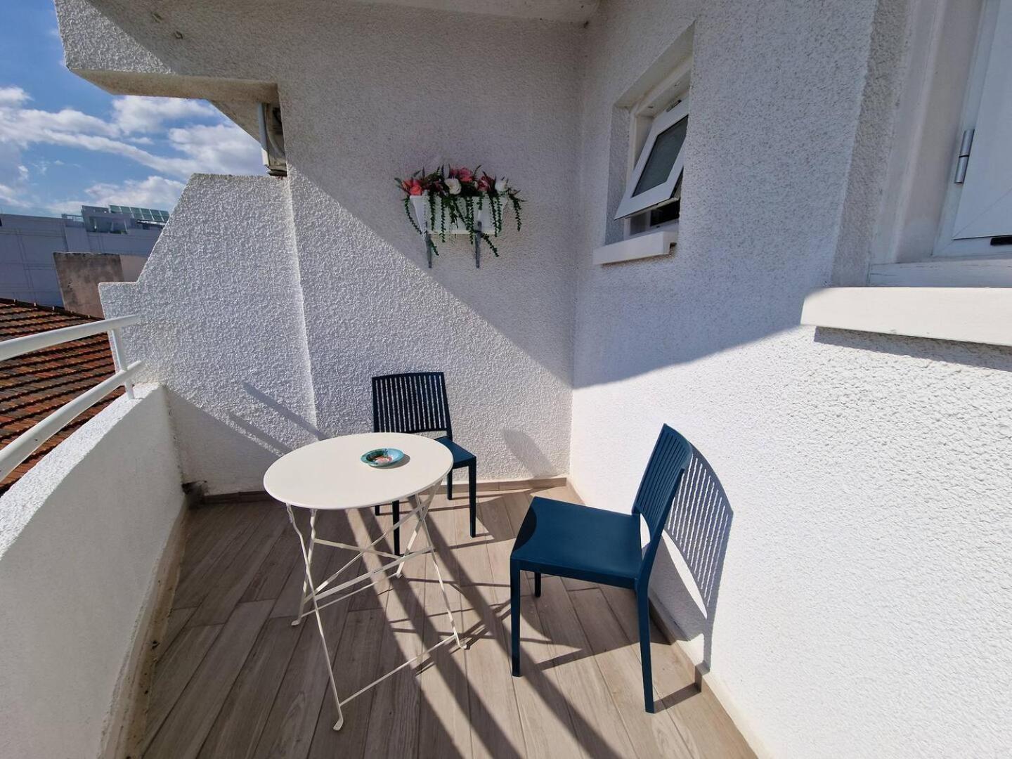 Kitieos Central Apts 100M From Finikoudes Beach Larnaka Exterior foto
